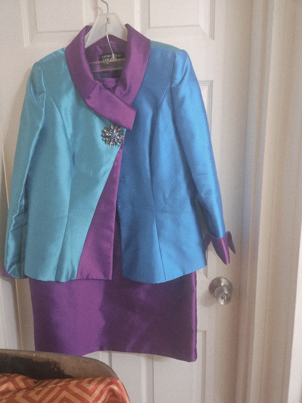Two-Tone Teal and Purple Satin Women's Blazer by Lily Taylor - Picture 6 of 8
